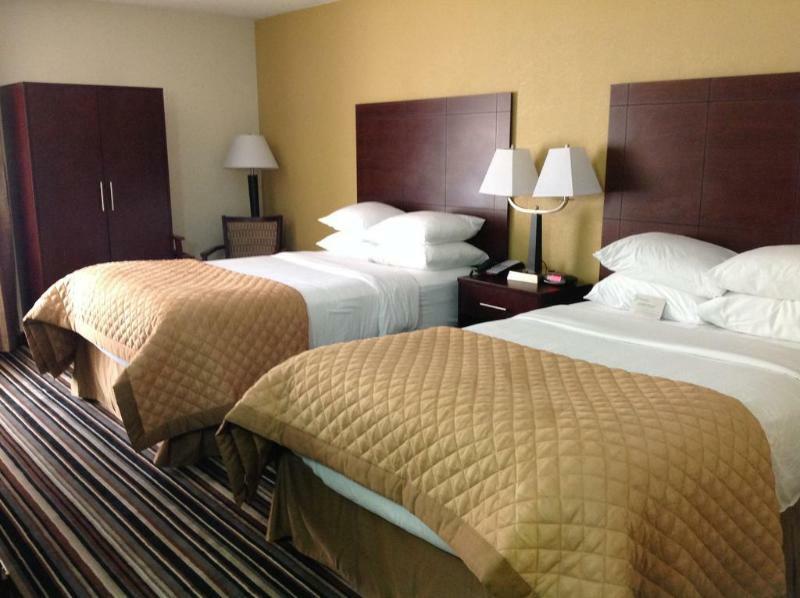 Hotel Wyndham Garden Charlotte Executive Park Exterior foto